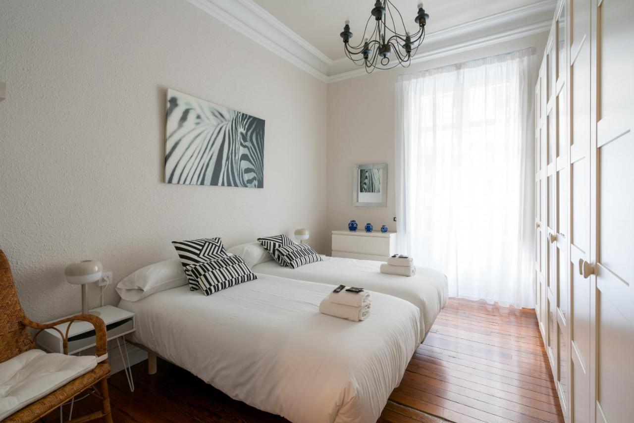 Amama Apartment By People Rentals Bilbao Kültér fotó